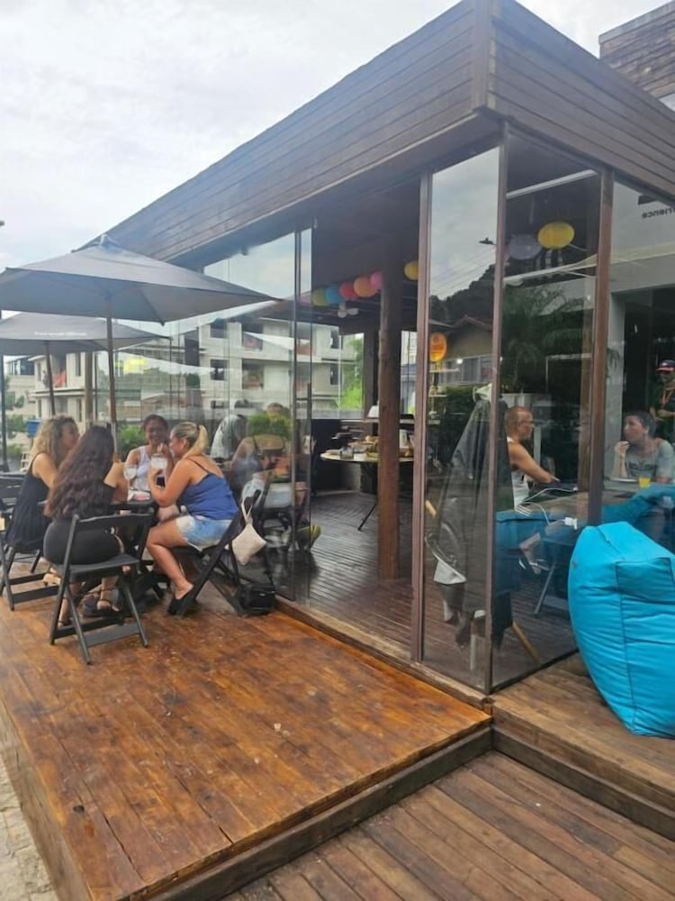 Foresthouse Beach Hostel