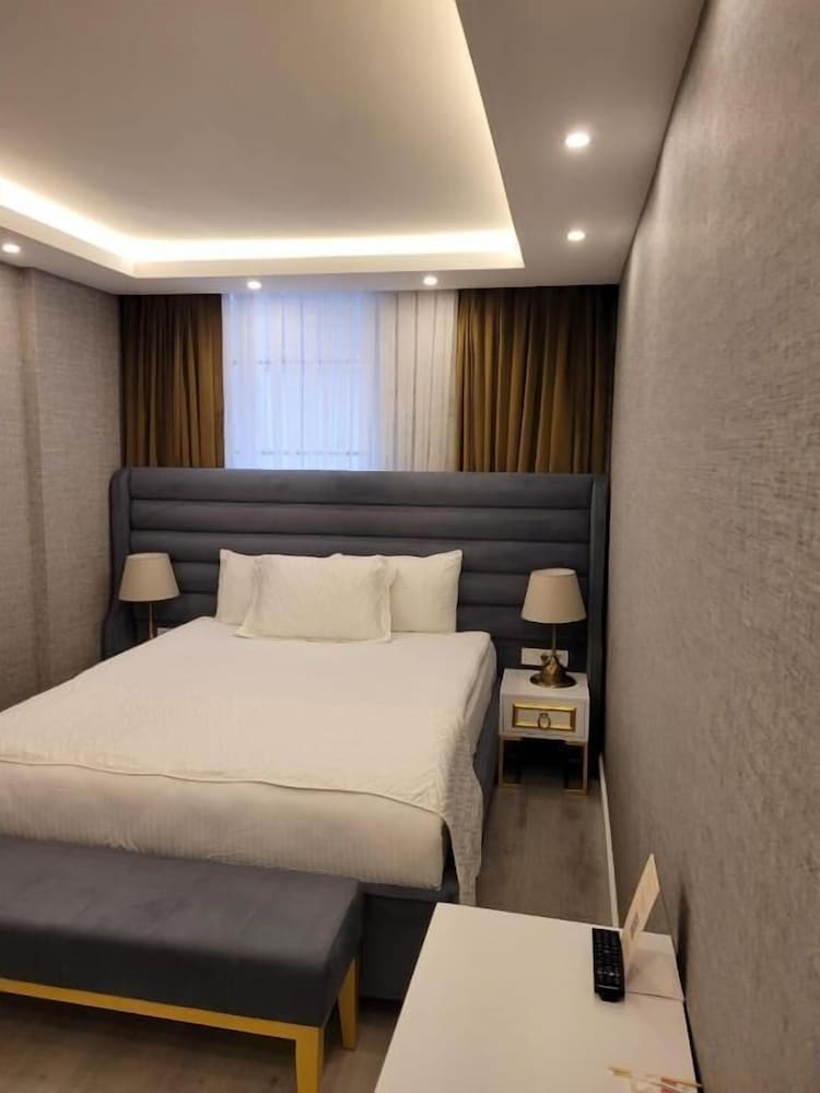 Mr Beyaz Butik Otel - Image 40