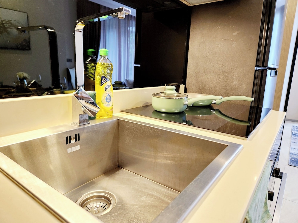 Promo! Luxury 2BR Suiteprime Spot