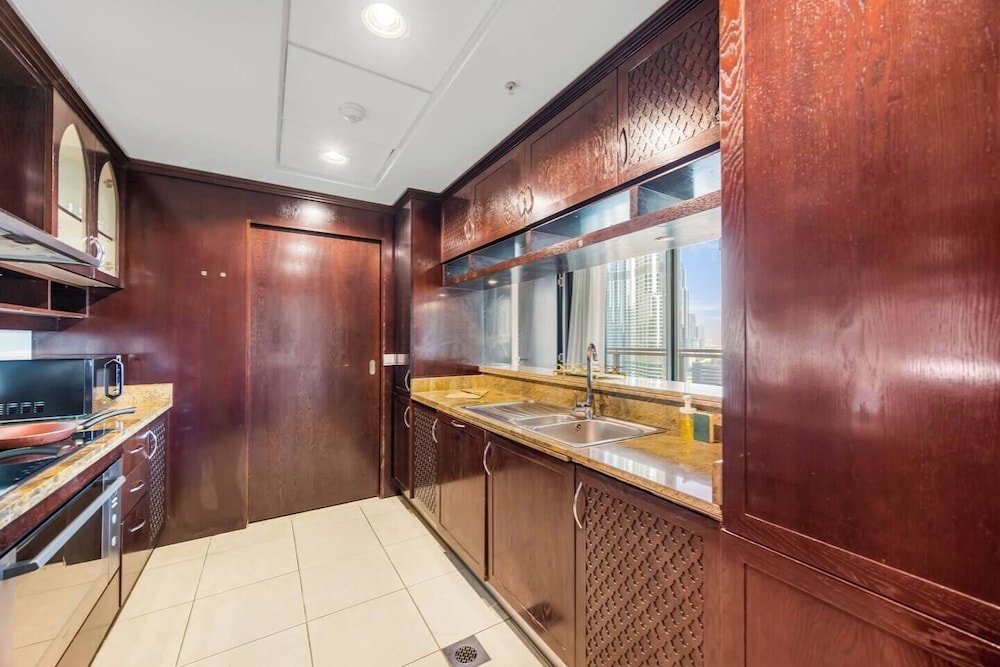 Durrani Homes - Supreme 5BR besides Dubai Mall With Burj Khalifa and Fountain view