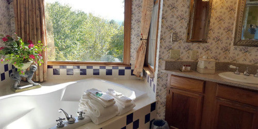 Innisfree Boutique Inn By-The-Lake