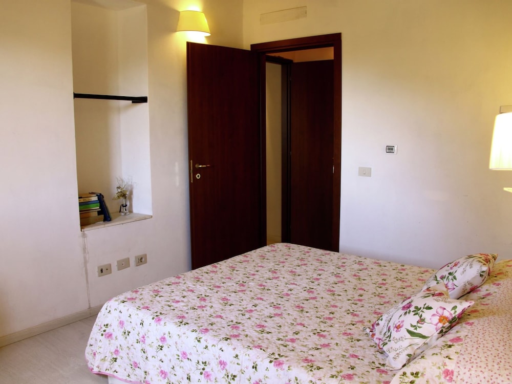 Holiday Home in Tuscany With Pool & Garden photo 2
