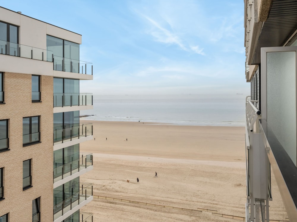 Apartment With Nice Sea-views
