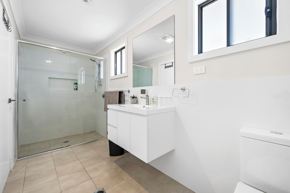 Kozyguru | Austral | Charming 4Bedroom Family Home