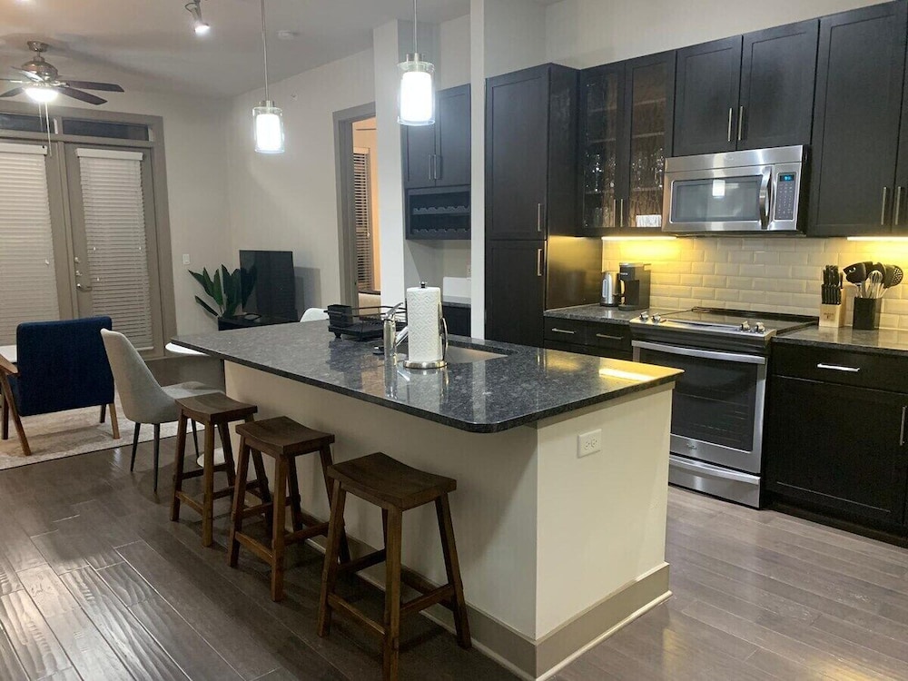 Relax at Cityline I Premium 2BR in Dallas