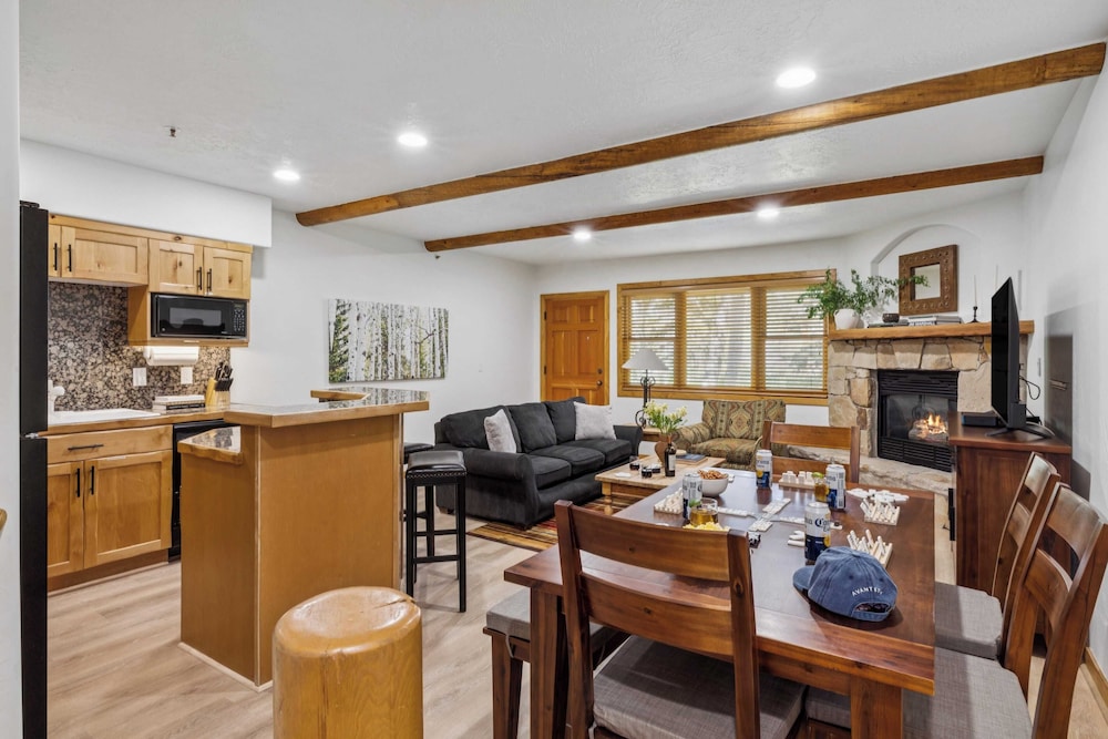 Foxglove at Deer Valley by Avantstay: A Charming Park City Getaway