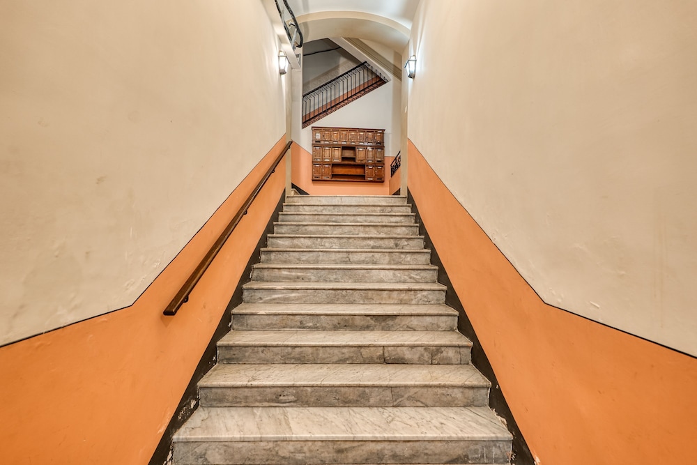 Two Levels Apt In Historical Building