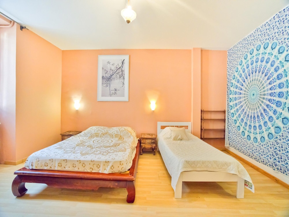 Vintage Retreat by the Vis
