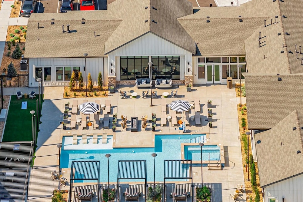 Landing Apartments Denver - Firestone