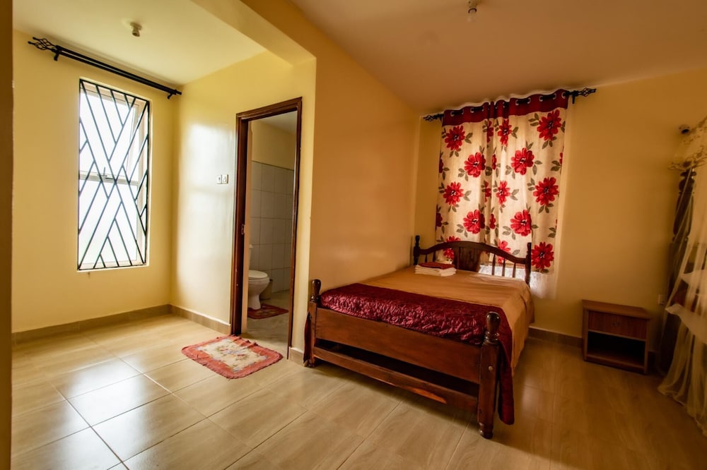 Stunning 3-bed Apartment in Najjera view 3