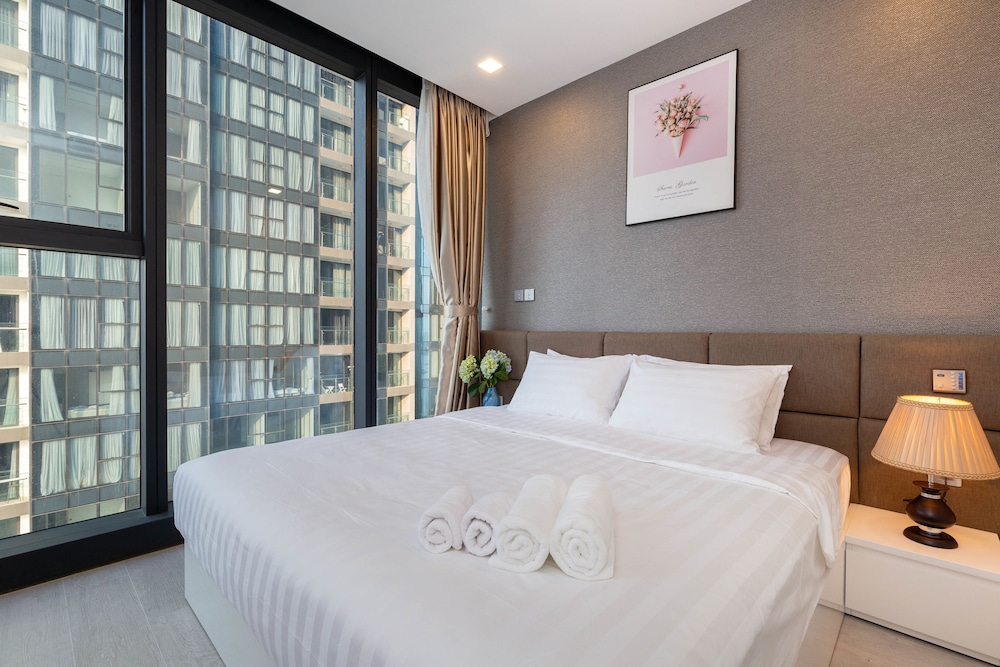 Saigon House Vinhomes Golden River
