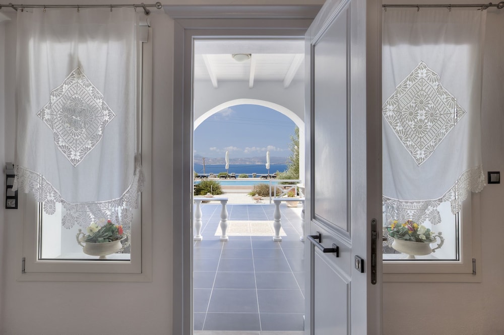 Miland Suites