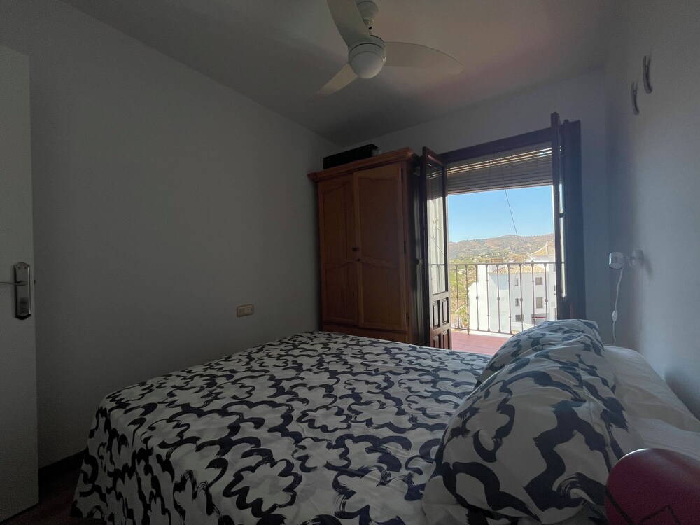 Cd-2063 Three Bedroom With Roof Terrace