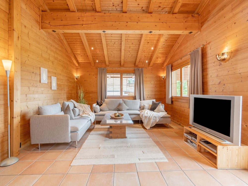 Charming Holiday Home in Maurach am Achensee