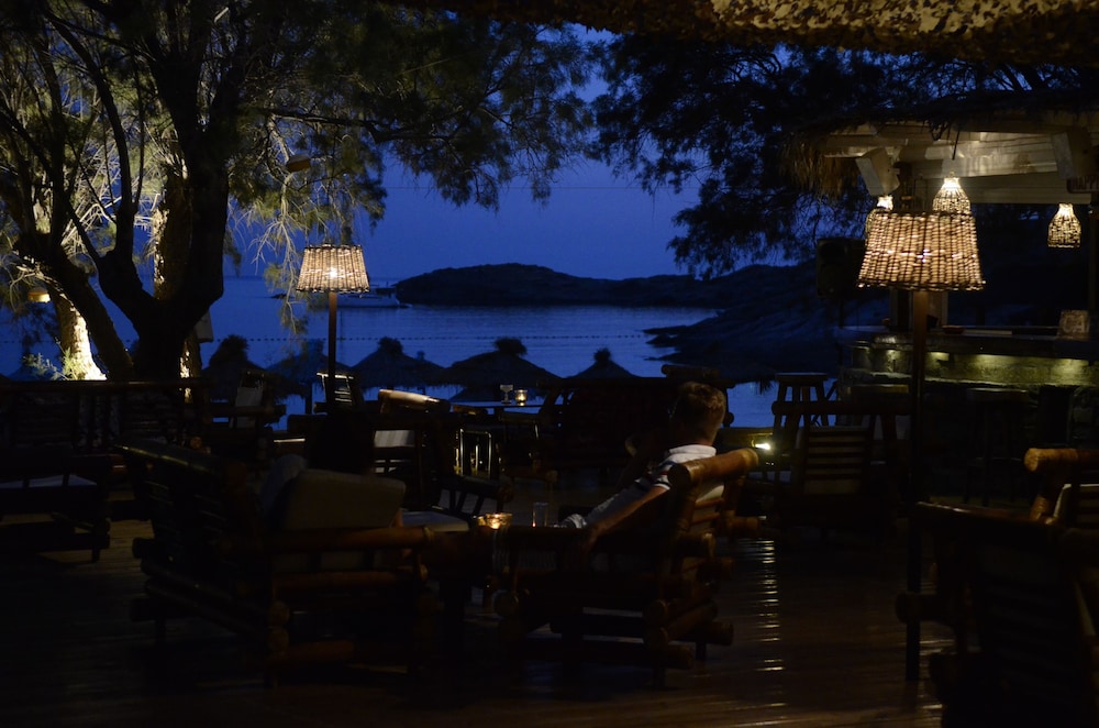 Porto Koundouros Beach and Villas