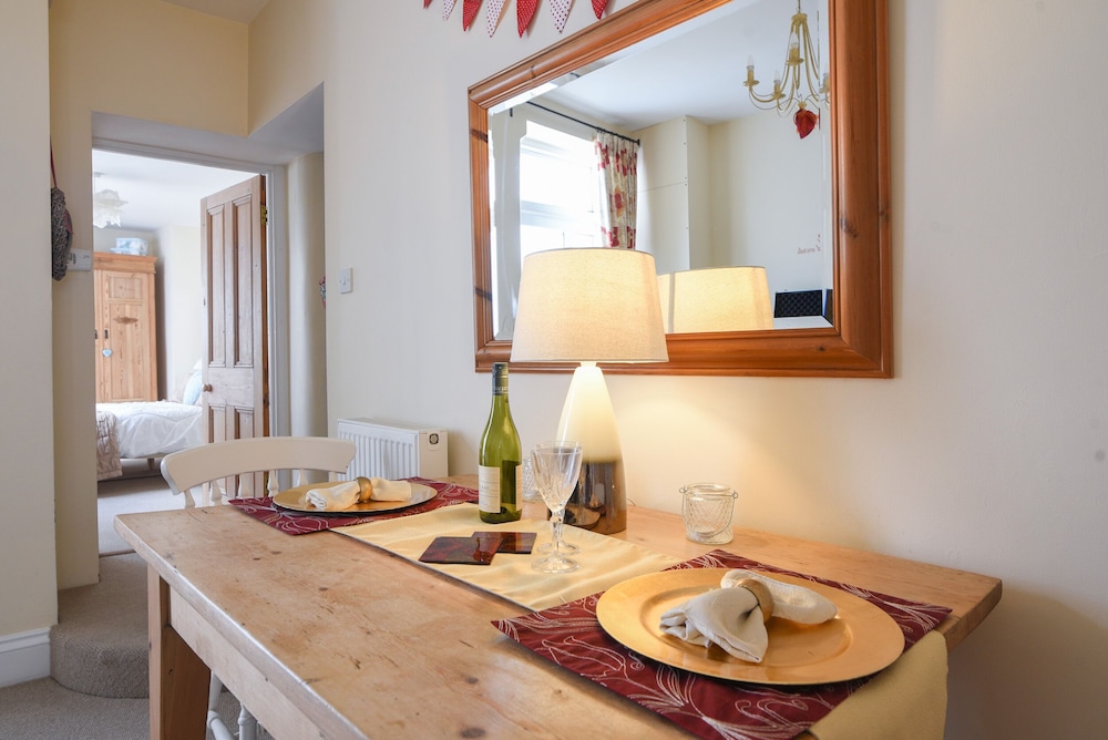 Apartment 1, Durham House