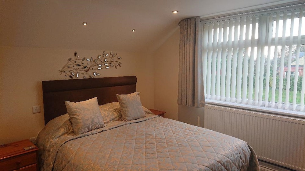 Grove House Hotel