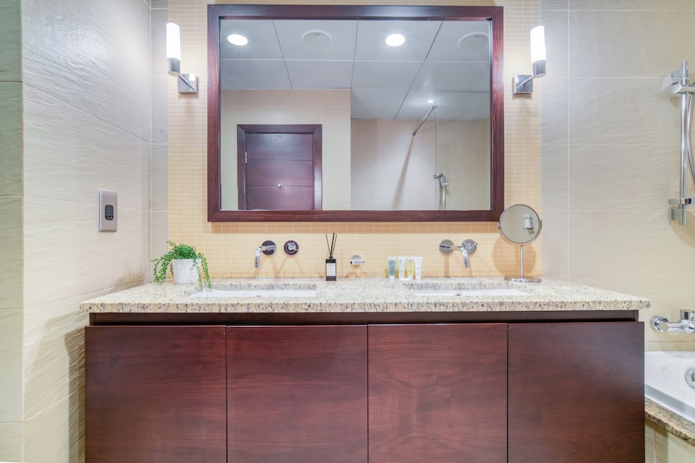 Tiara Residences - Mint Stay