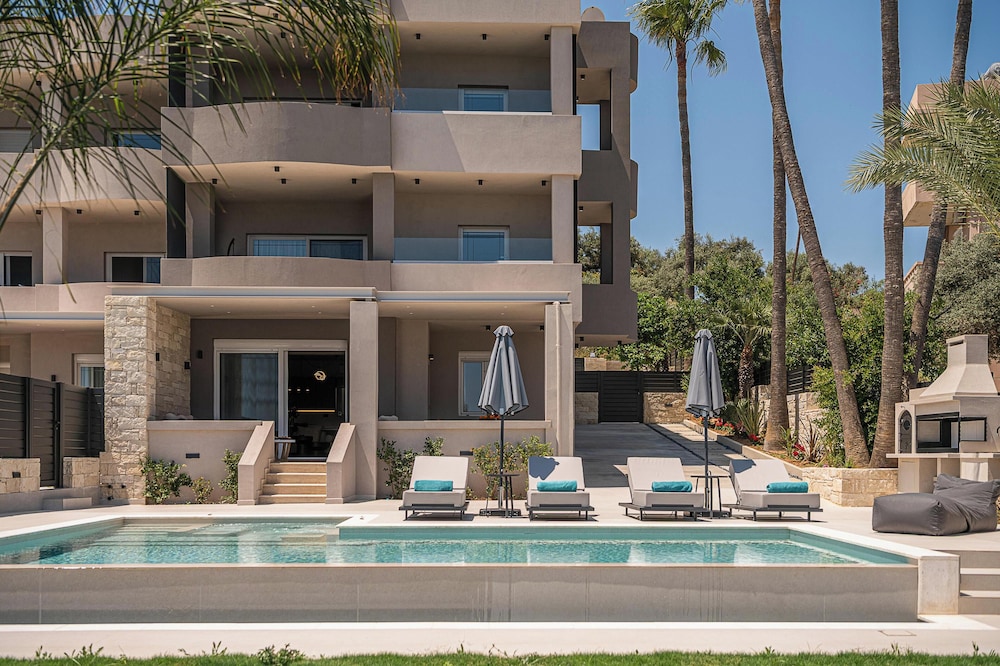 Kymélia Luxury Residences With Sea View