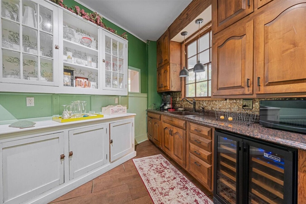 NEW 5 Trinity Pl Cornwall NY 12518