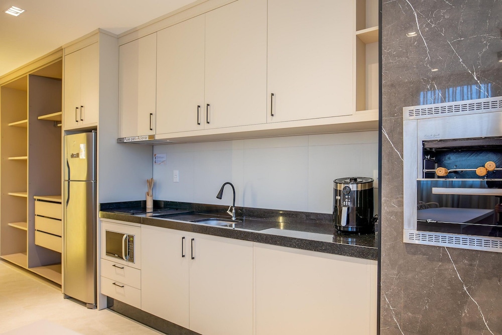 Elegance Residence