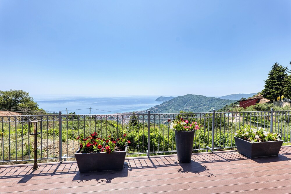 Villa Belvedere - L - Pool And Relax