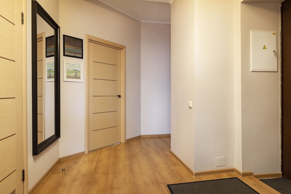 Home4day Central Apartment on Nevsky Prospekt