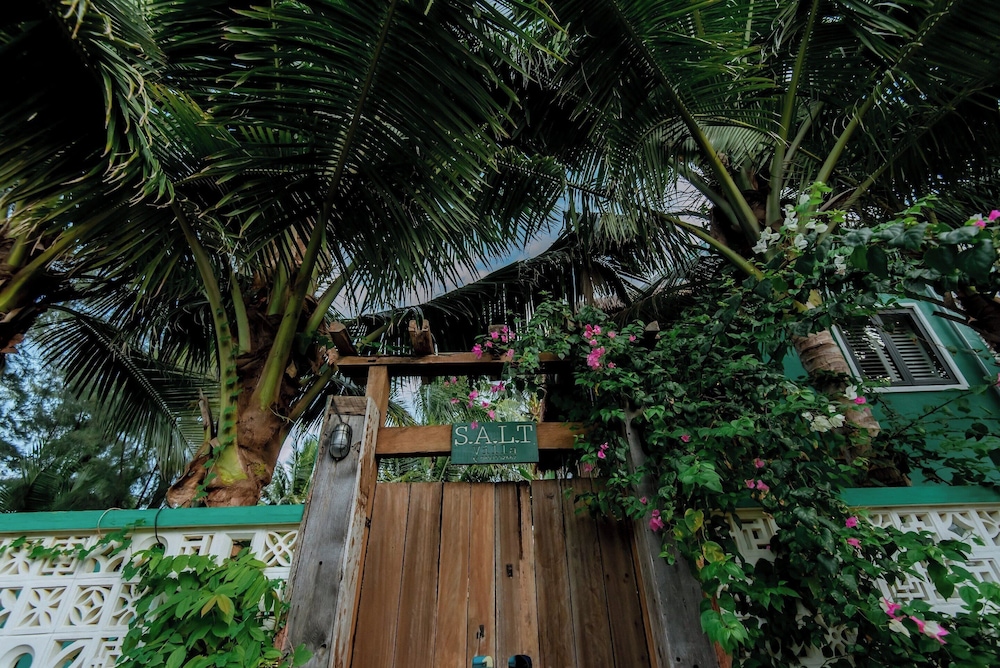 An Bang Beachside Boutique Homes & Villas
