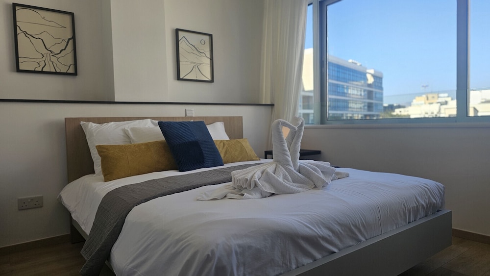 37 NIC - Stay City Center Gem