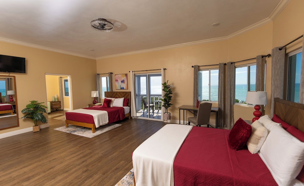 Majestic Heights Bed & Breakfast