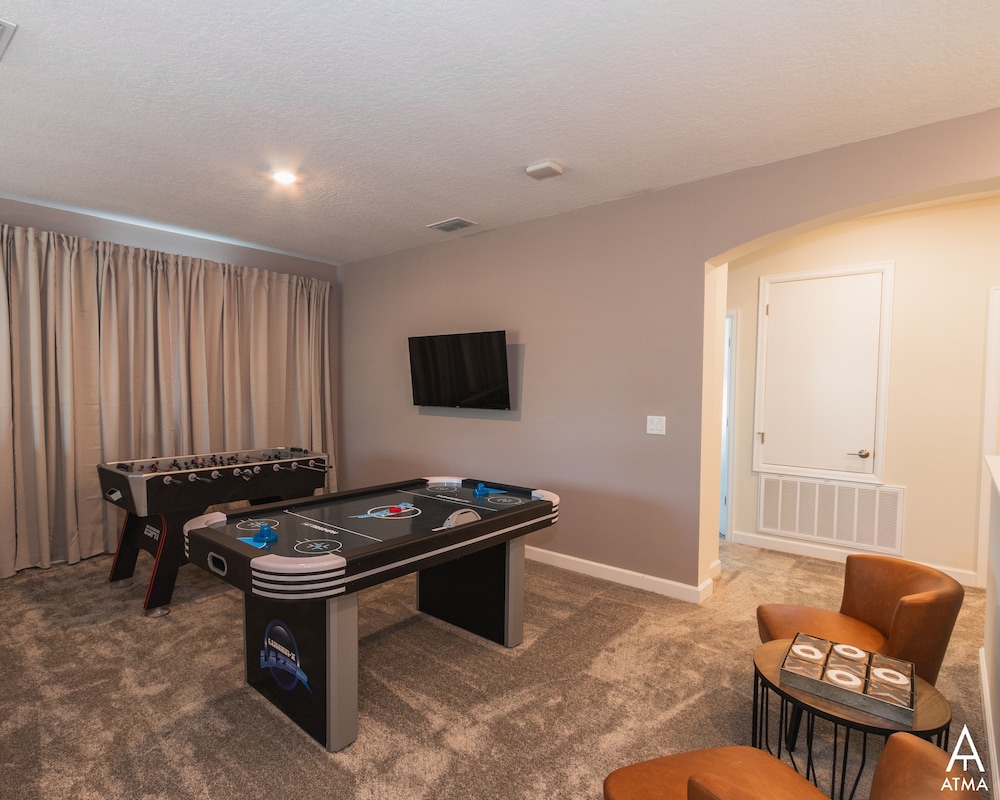 8975bsw - The Retreat At Championsgate 5 Bedroom Home by RedAwning view 3