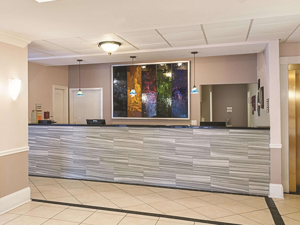 La Quinta Inn & Suites by Wyndham Slidell - North Shore Area view 4