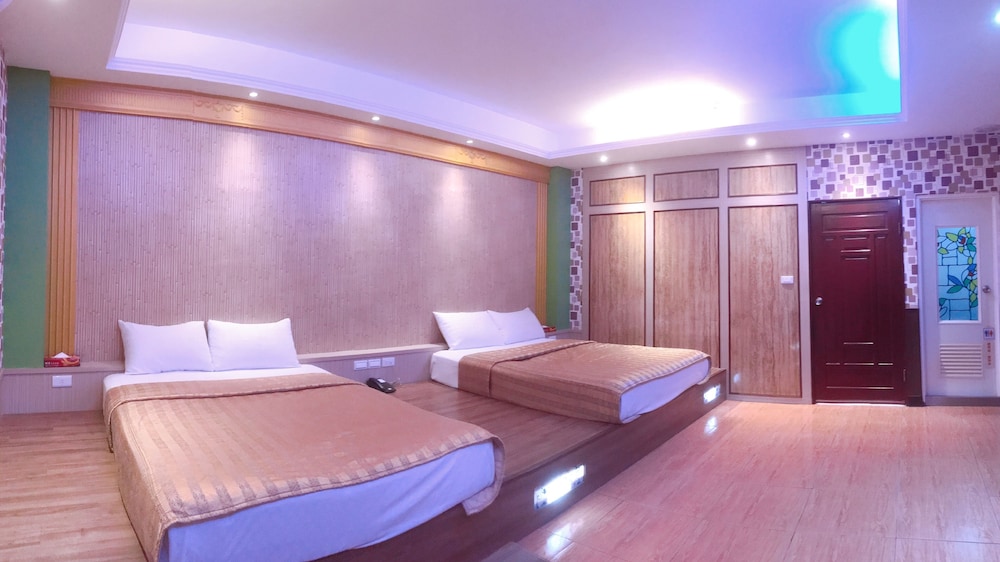 Feng Qing Motel view 3