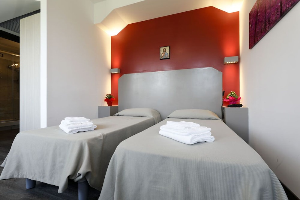 Vatican Area - Hotel Holiday Rooms