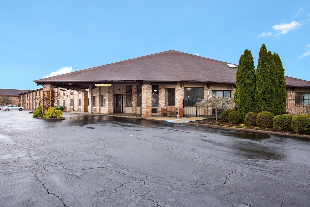 Athens Vacations - Quality Inn - Property Image 23