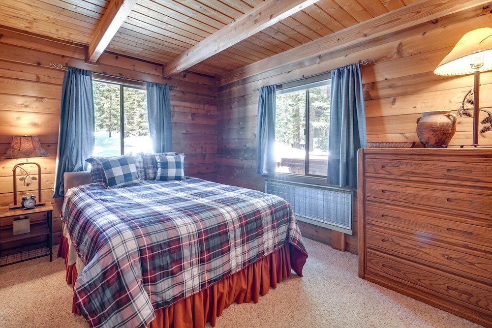 'one Moose Lodge' Tahoe Donner Vacation Rental!
