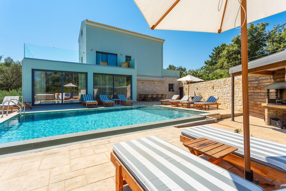 Villa Eleanna Large Private Pool Sea Views A C Wifi Eco-friendly - 2546 view 4