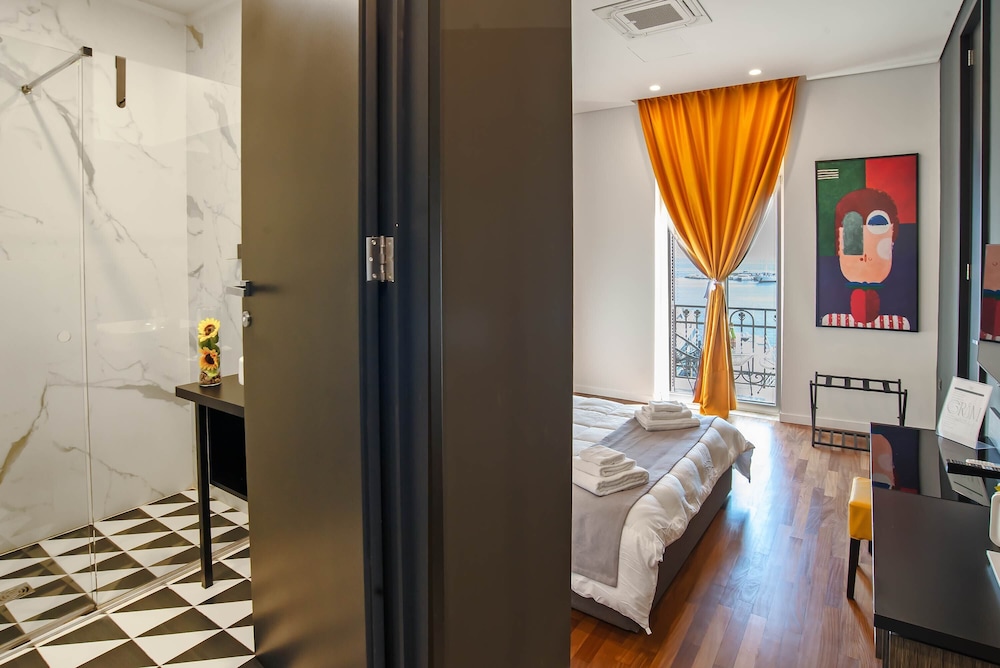 Gram Suites