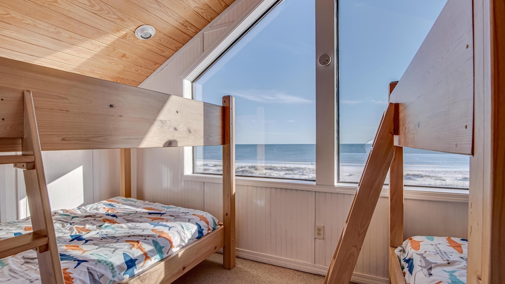 Triple Seas by Southern Vacation Rentals