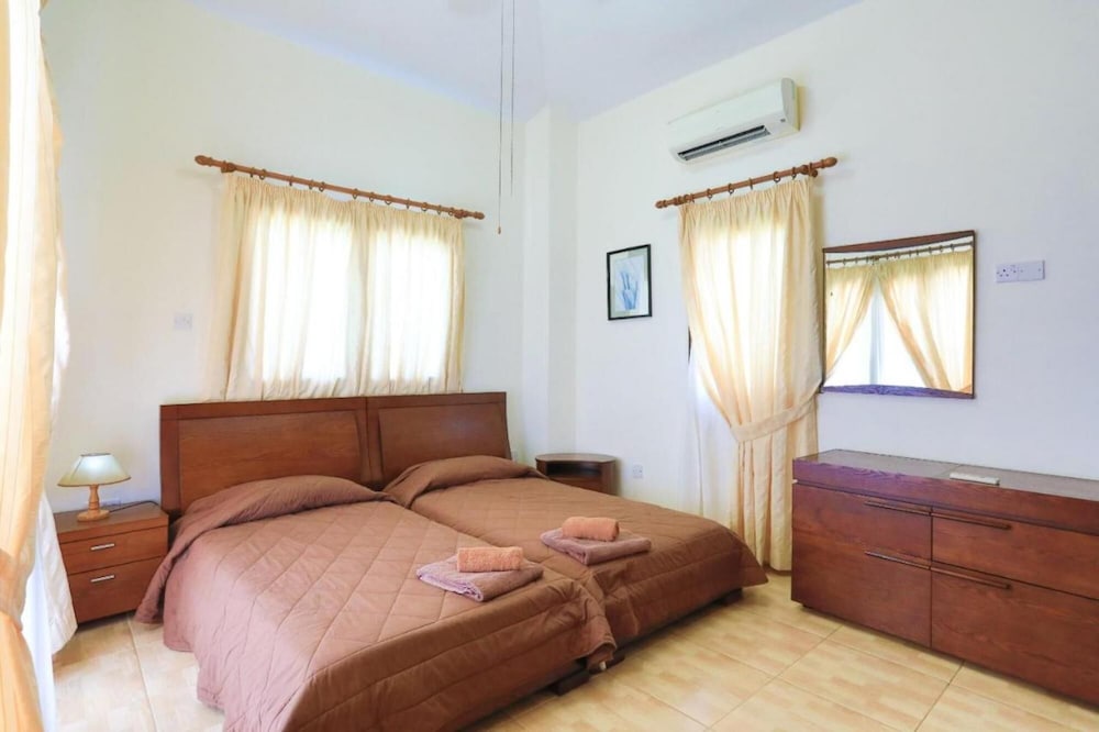 Villa Tsikkos Ena in Argaka