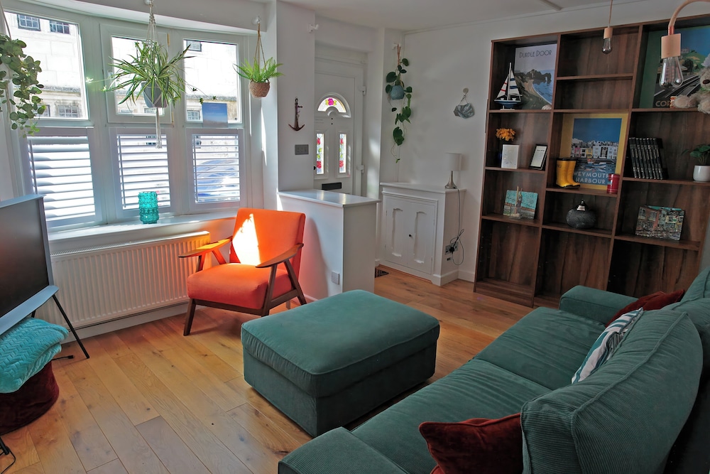 Harbour Retreat