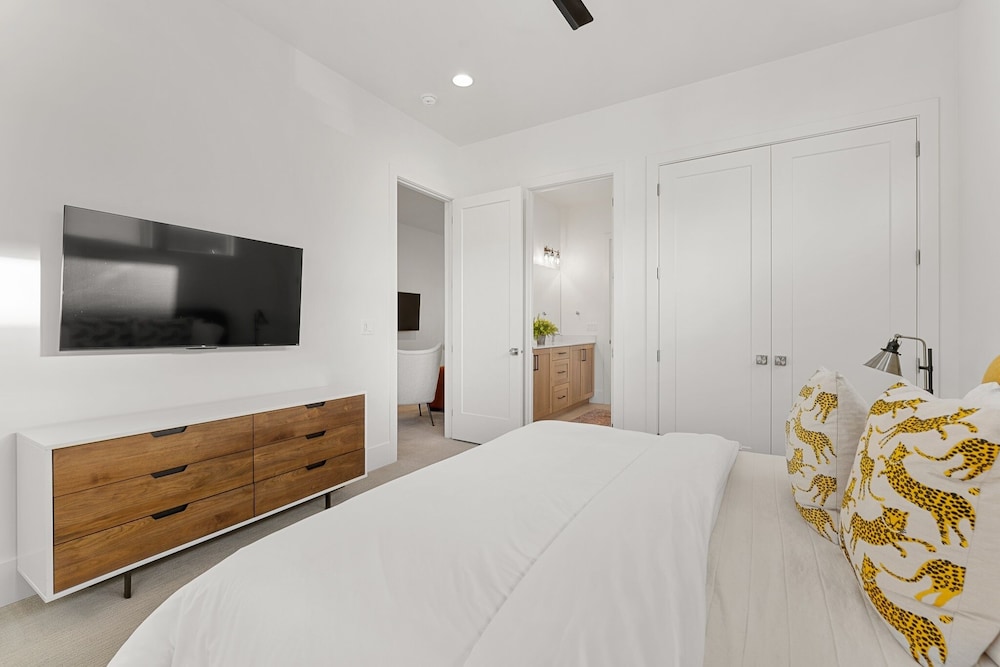 Villa #30 At Bloomington Country Club - Red Cliffs 4 Bedroom Townhouse