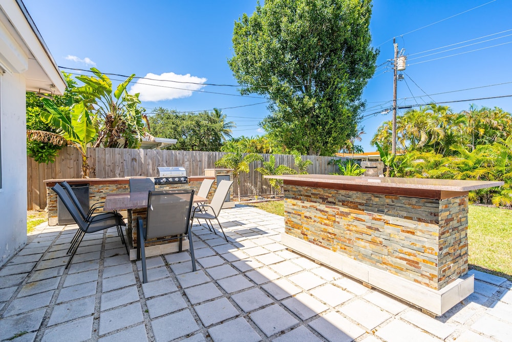 Hollywood Hills 3BD Home - Image 2