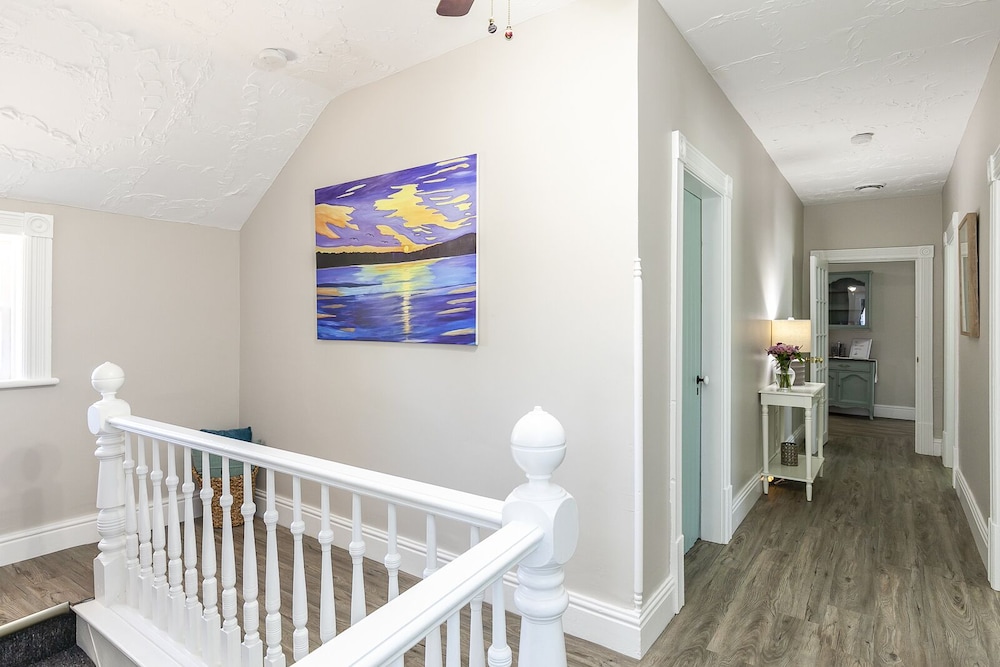 Rocklyn Inn Bed & Breakfast