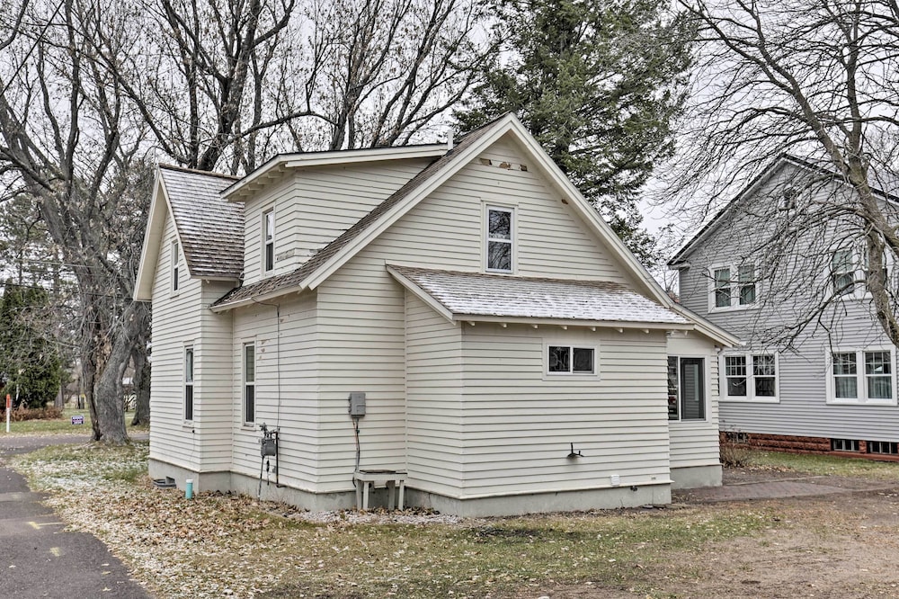 Walk to Lake Superior: Ontonagon Home w/ Fire Pit! view 4
