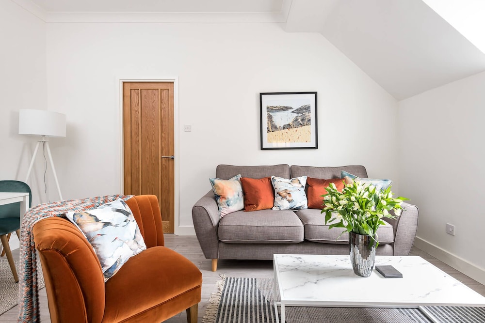 Host Stay Feversham House photo 2