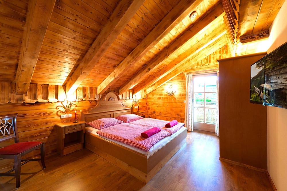 Chalet in St. Martin With Sauna & Mountain Views