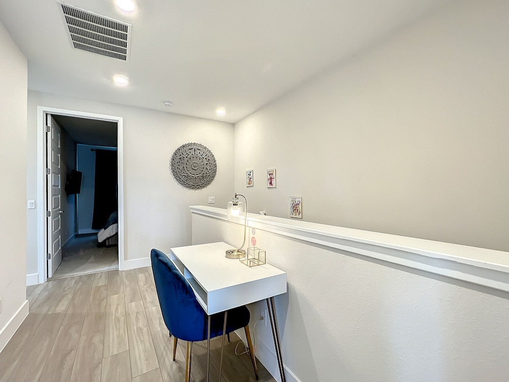 Reunion 3BR Villa Near Disney + Pool Access