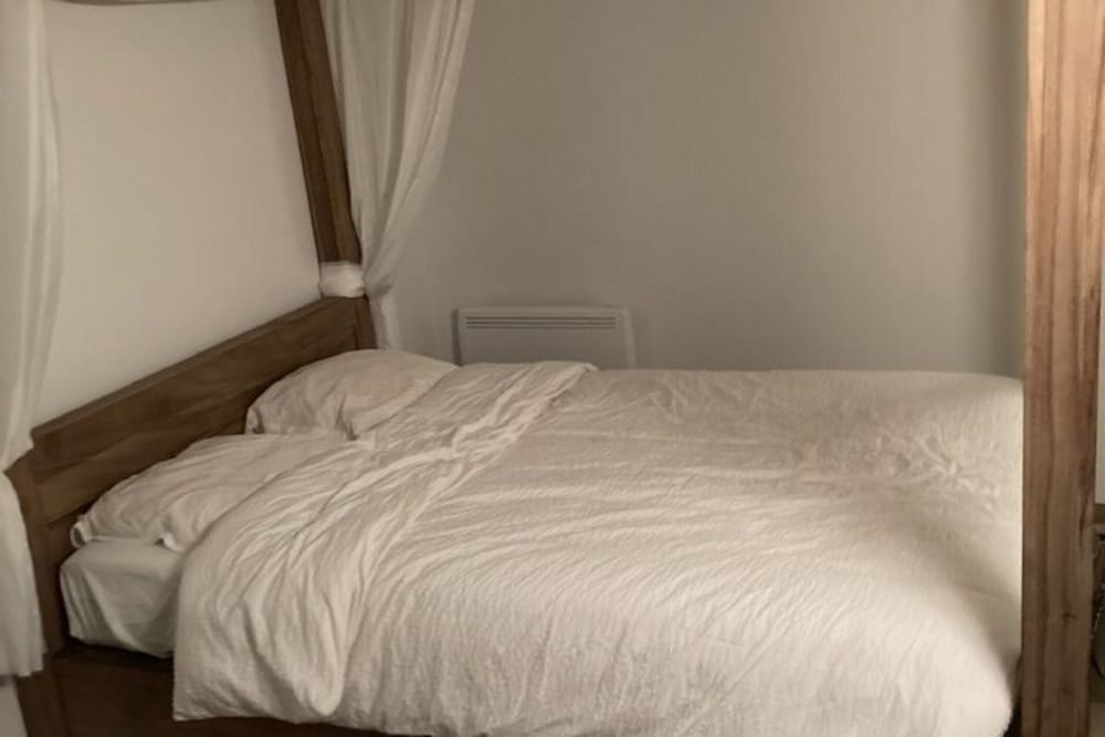 Holiday Home in Dordogne With Pool & Bubble Bath