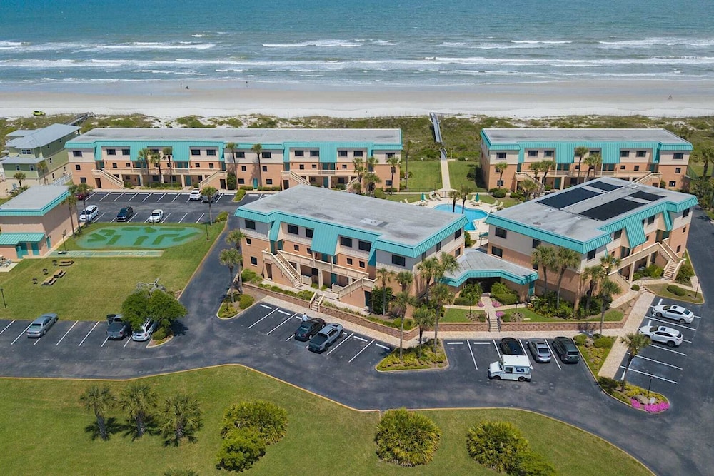 Coastal Oasis Refined Living Ocean Views